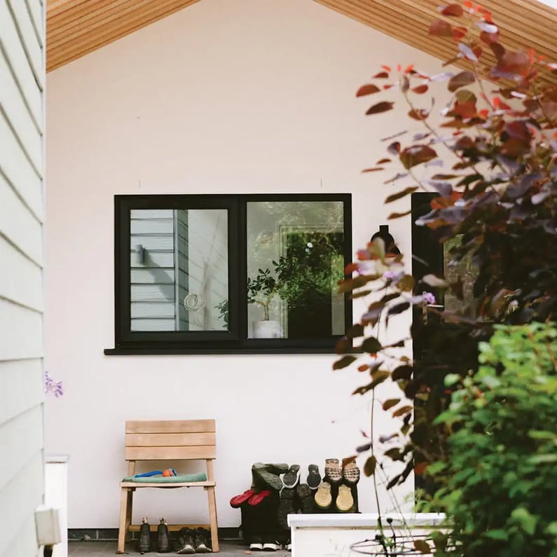 External-covered-entrance