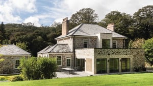 Georgian farmhouse with contemporary stone extension